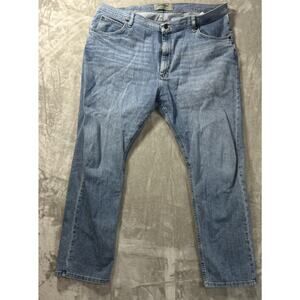 Wrangler Mens Size 40 X 32 Straight High Rise Medium Wash Denim Blue Jeans